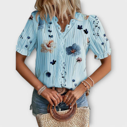 Fashionable Blouse with Pointed Neckline