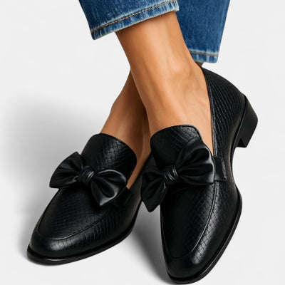 Claudia - Loafer with Bow Detail