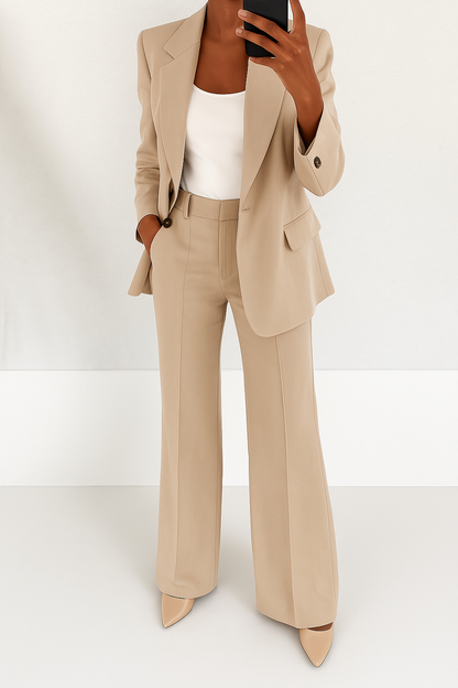 Lauren | Elegant two-piece blazer set with tailored fit and versatility